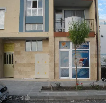 Marinakievi * Pomorie